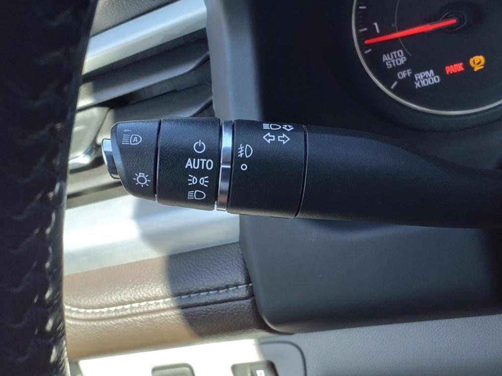 used 2021 GMC Acadia car, priced at $21,912