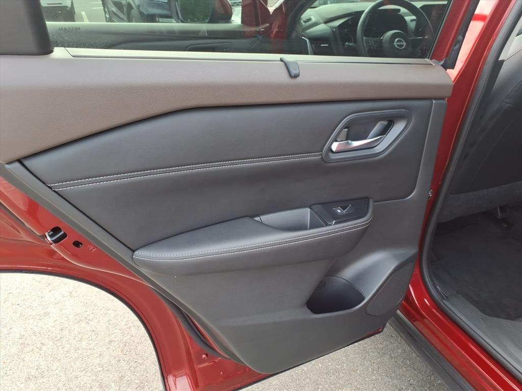 used 2023 Nissan Rogue car, priced at $21,989