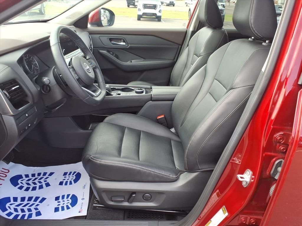 used 2023 Nissan Rogue car, priced at $21,989