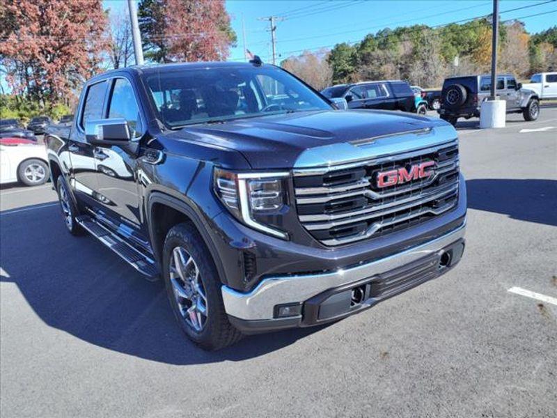 used 2022 GMC Sierra 1500 car, priced at $45,999