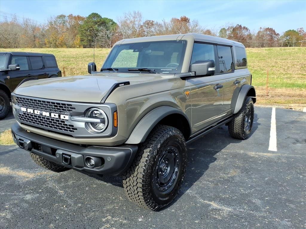 new 2025 Ford Bronco car, priced at $65,768
