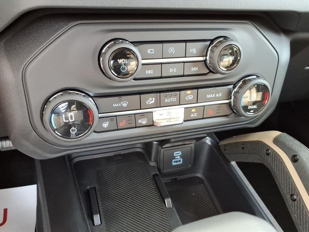 new 2025 Ford Bronco car, priced at $65,768