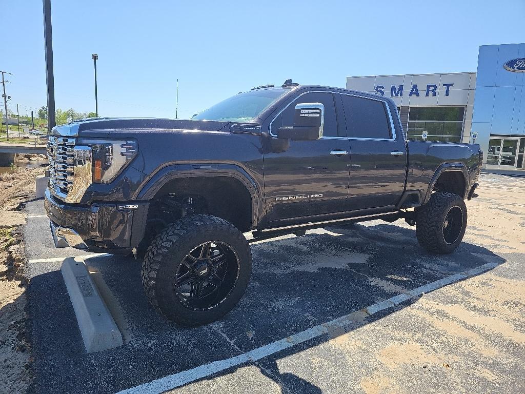 used 2024 GMC Sierra 2500 car, priced at $84,997