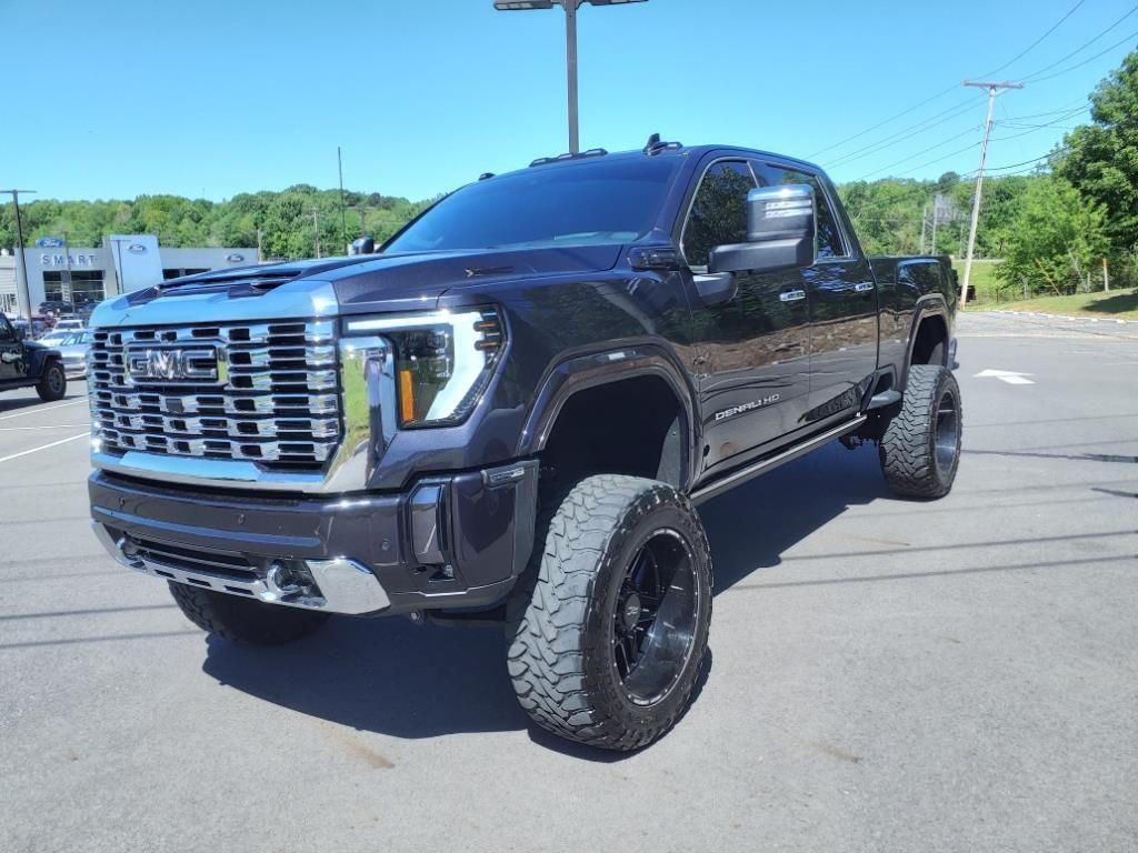 used 2024 GMC Sierra 2500 car, priced at $84,997