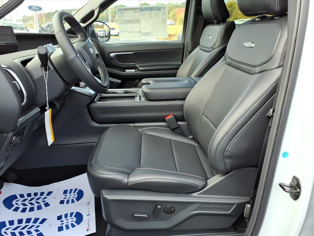 new 2025 Ford Expedition car, priced at $84,730