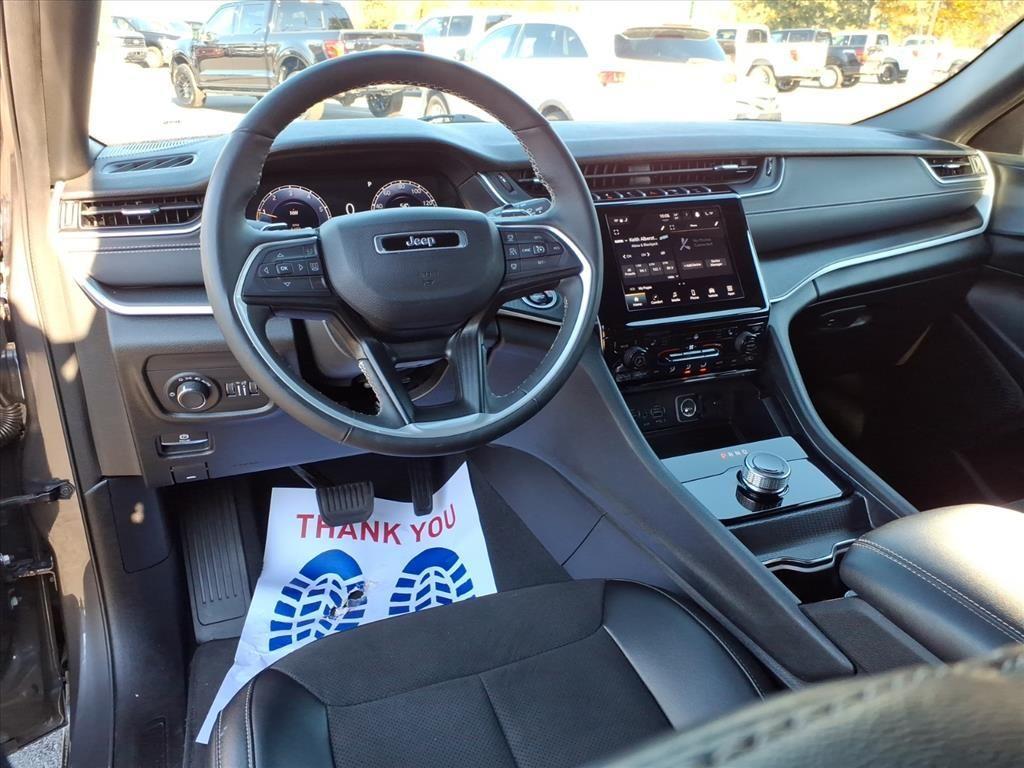 used 2024 Jeep Grand Cherokee L car, priced at $28,903