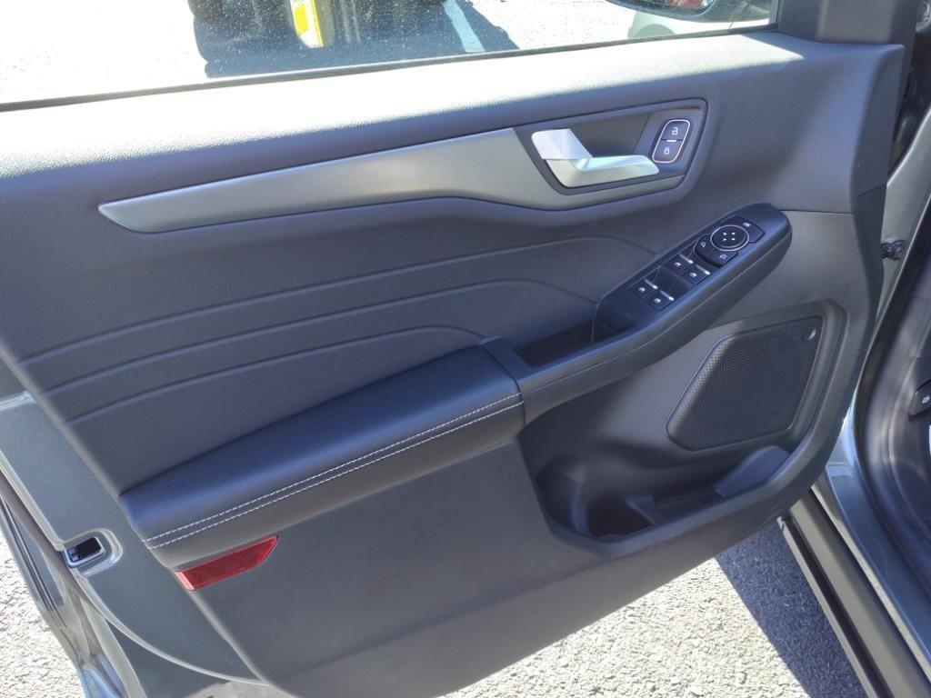 new 2025 Ford Escape car, priced at $33,248