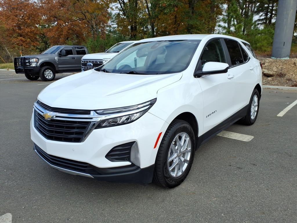 used 2023 Chevrolet Equinox car, priced at $21,389