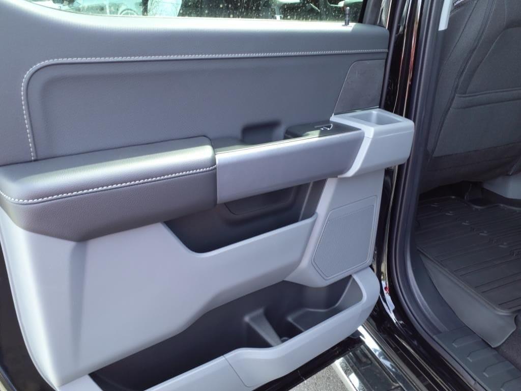 new 2025 Ford F-150 car, priced at $53,917