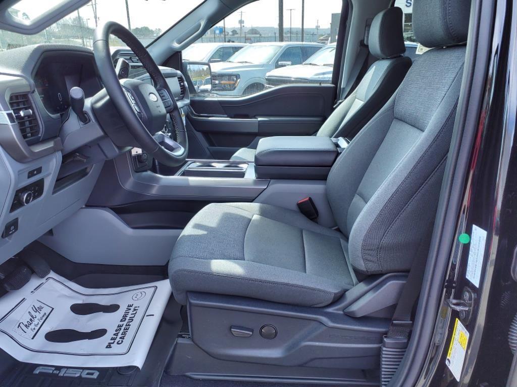 new 2025 Ford F-150 car, priced at $53,917