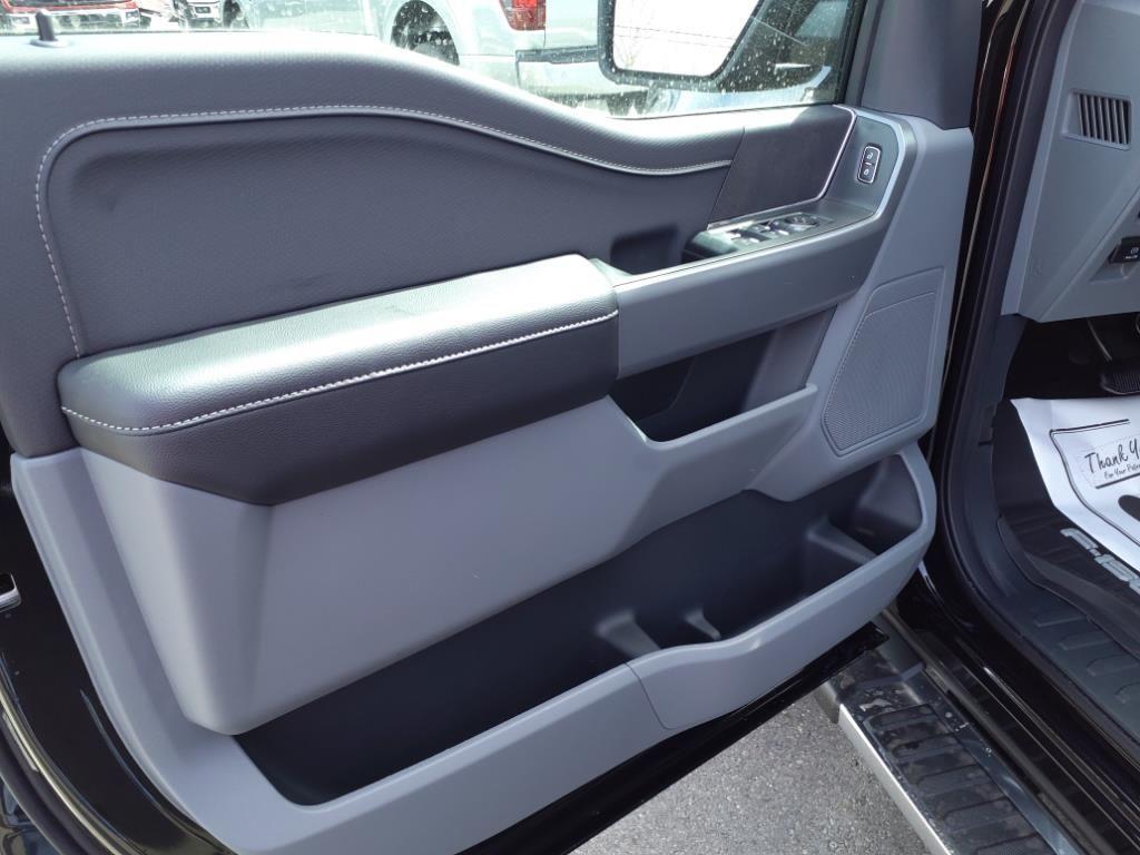 new 2025 Ford F-150 car, priced at $53,917