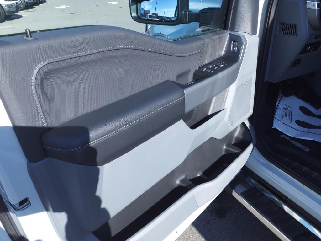 new 2024 Ford F-150 car, priced at $54,268
