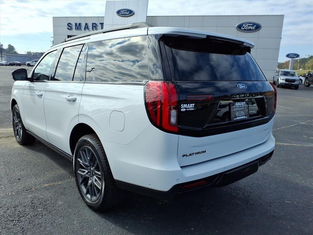new 2025 Ford Expedition car, priced at $85,230