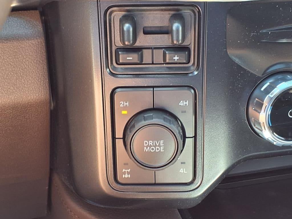 new 2025 Ford F-250 car, priced at $98,680