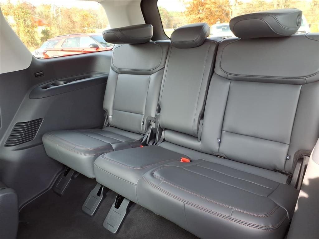 new 2025 Ford Expedition car, priced at $70,781