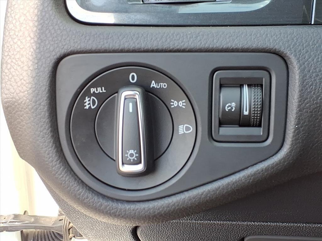 used 2018 Volkswagen Golf Alltrack car, priced at $19,925