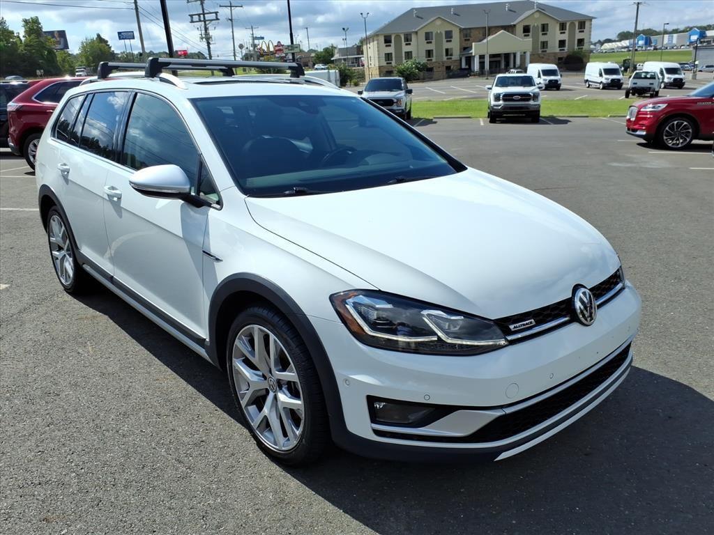 used 2018 Volkswagen Golf Alltrack car, priced at $19,925