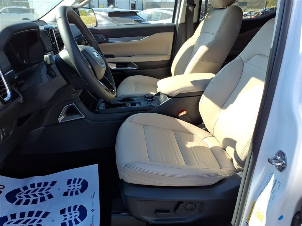new 2025 Ford Ranger car, priced at $50,180