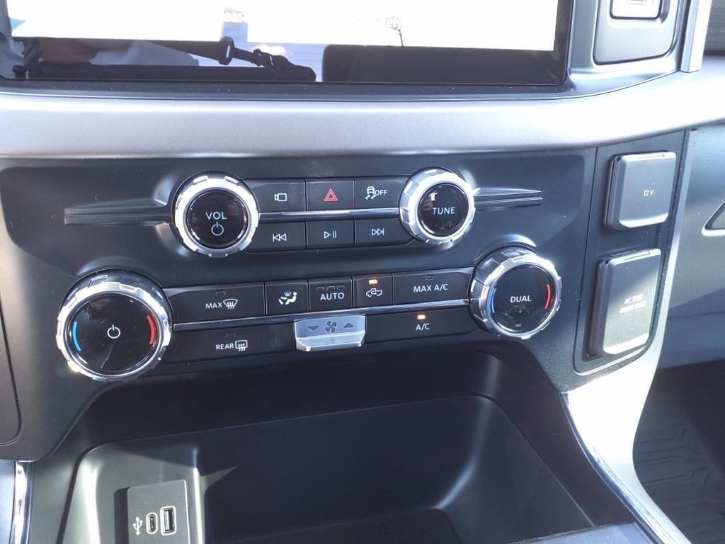 new 2025 Ford F-150 car, priced at $54,352