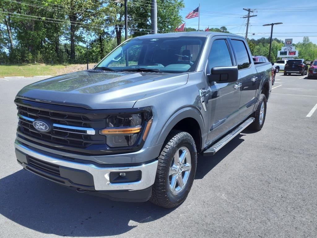 new 2025 Ford F-150 car, priced at $54,352