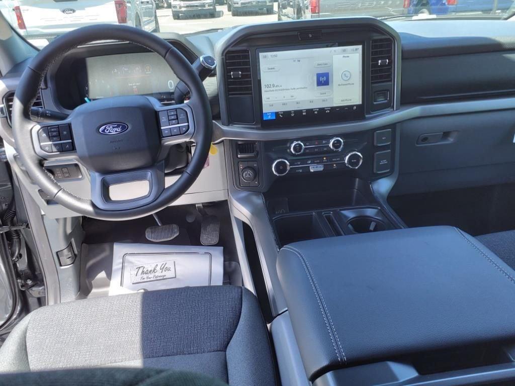 new 2025 Ford F-150 car, priced at $54,352