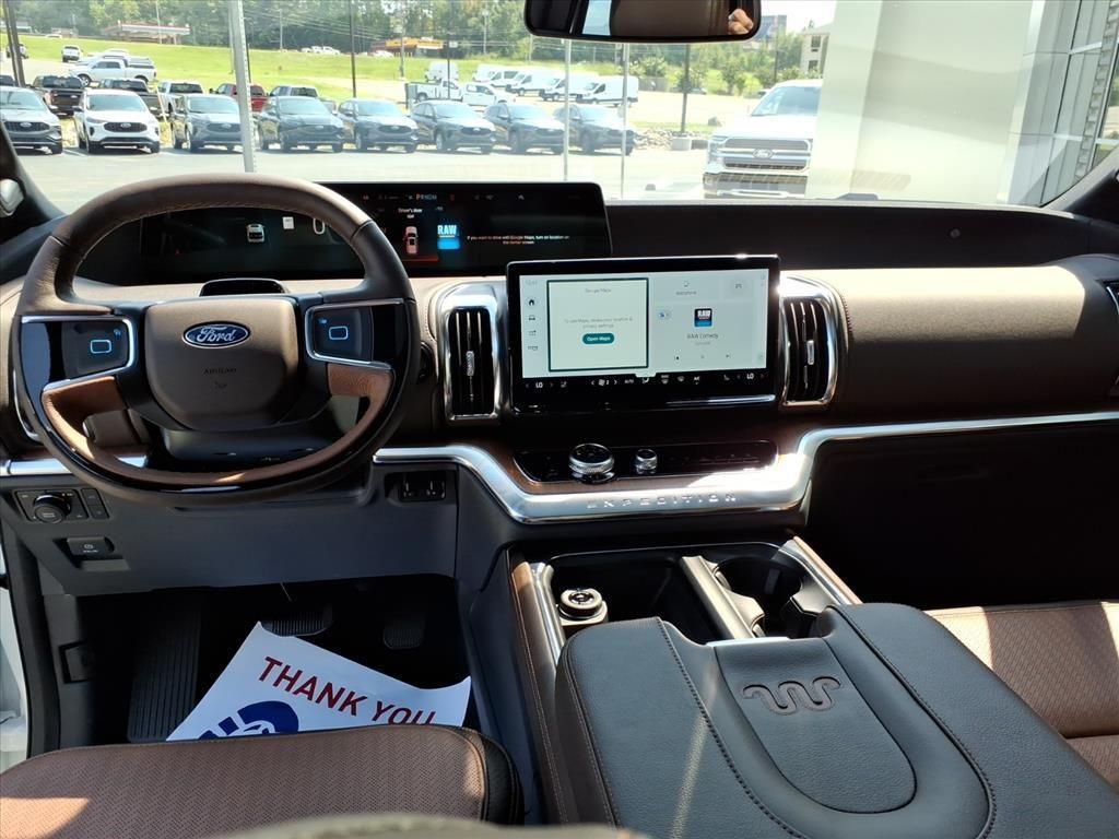 new 2025 Ford Expedition car, priced at $84,665