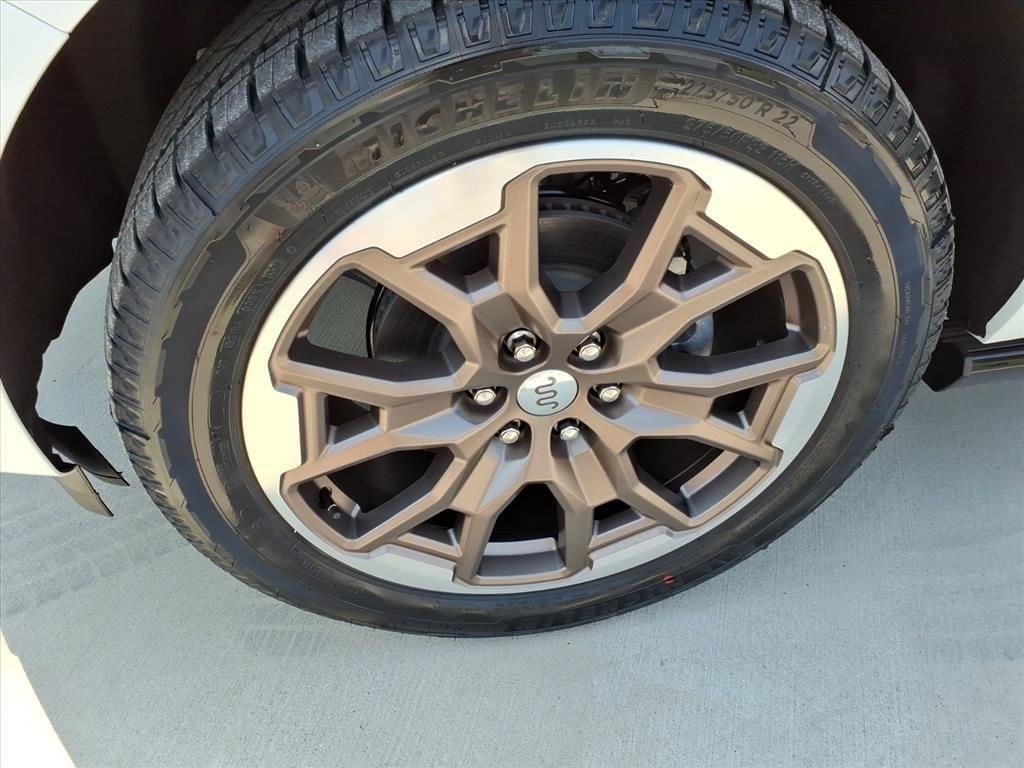 new 2025 Ford Expedition car, priced at $84,665