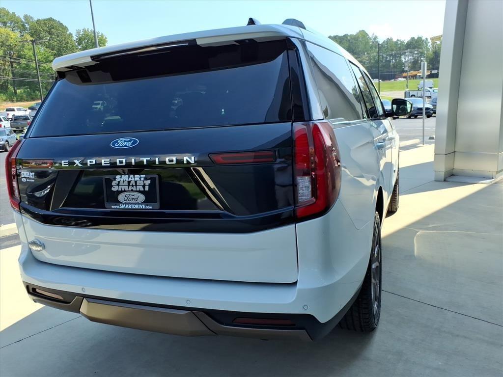 new 2025 Ford Expedition car, priced at $84,665