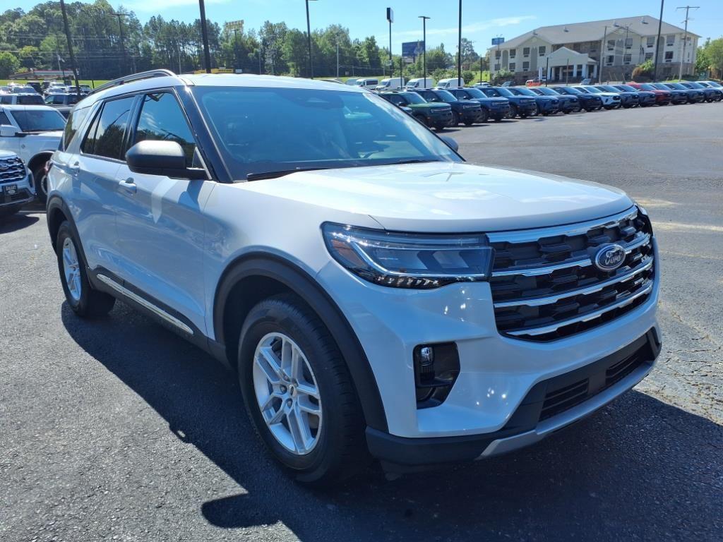 new 2025 Ford Explorer car, priced at $43,925