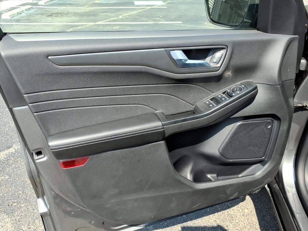 new 2025 Ford Escape car, priced at $35,407