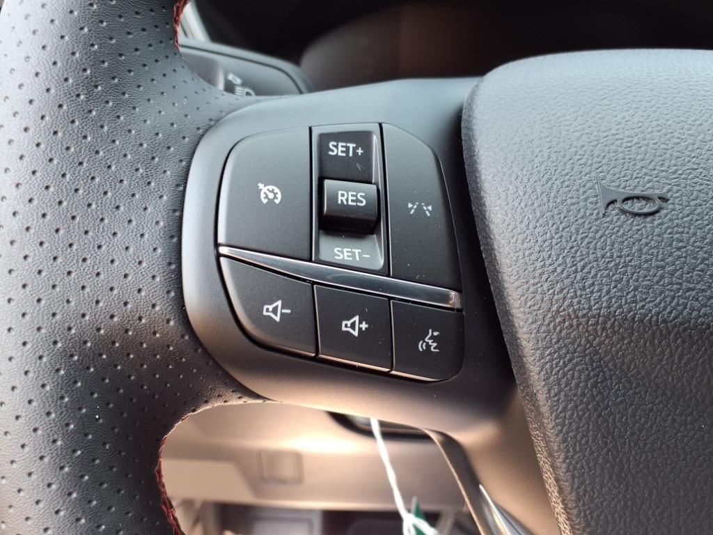 new 2025 Ford Escape car, priced at $32,148