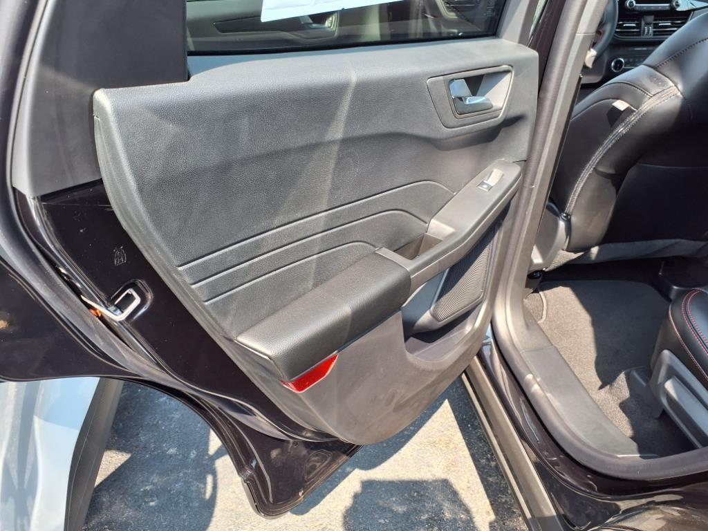 new 2025 Ford Escape car, priced at $32,148