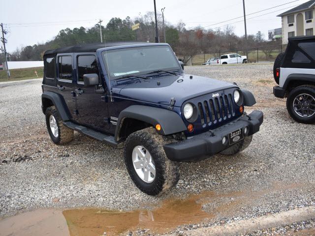 used 2013 Jeep Wrangler Unlimited car, priced at $15,499