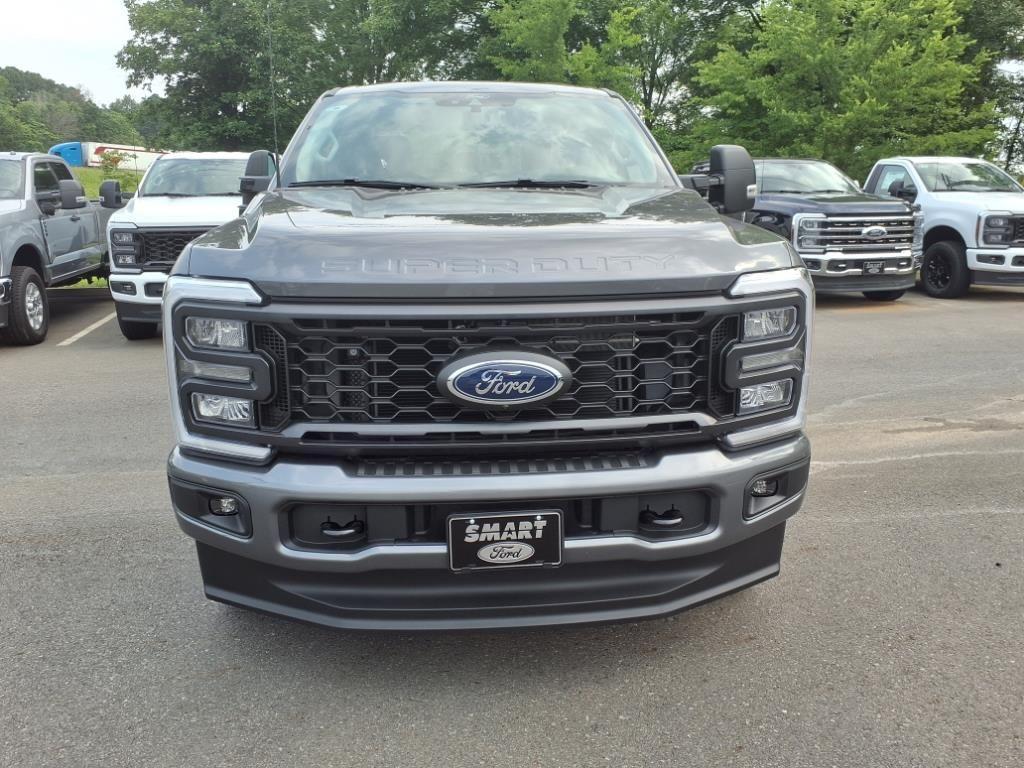 new 2025 Ford F-250 car, priced at $58,962