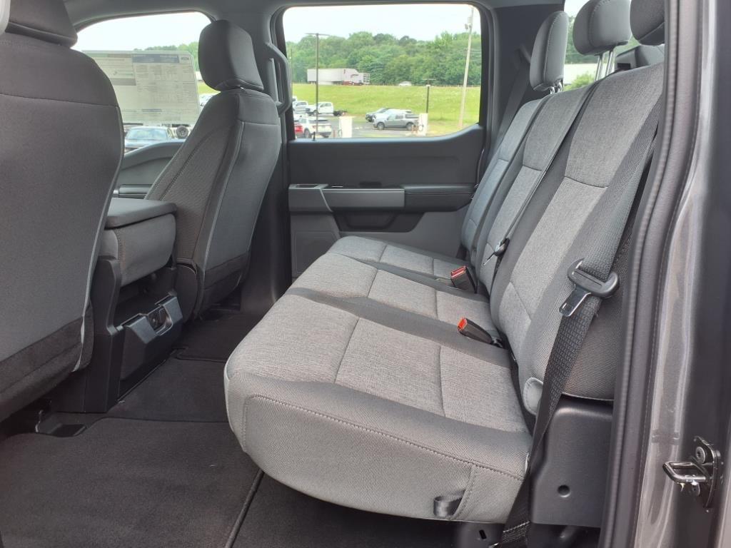 new 2025 Ford F-250 car, priced at $58,962