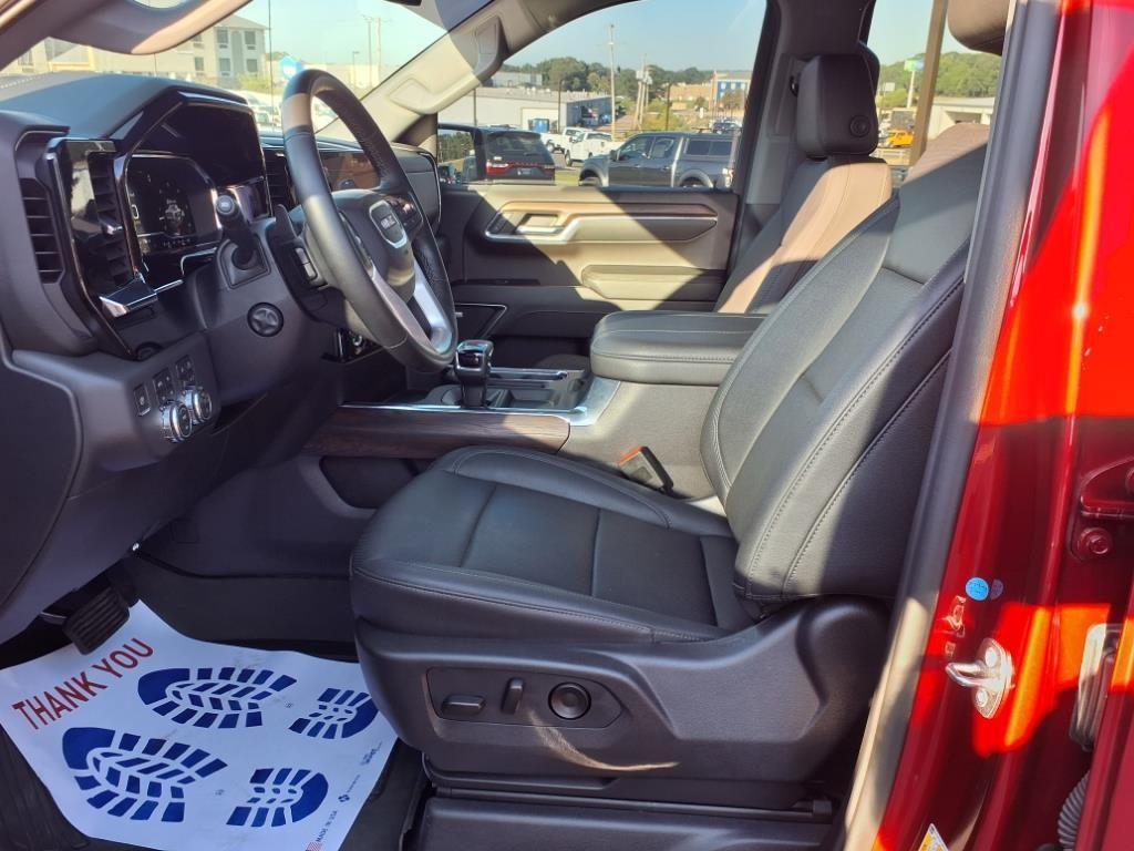 used 2024 GMC Sierra 1500 car, priced at $52,600