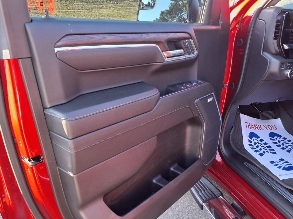 used 2024 GMC Sierra 1500 car, priced at $52,600