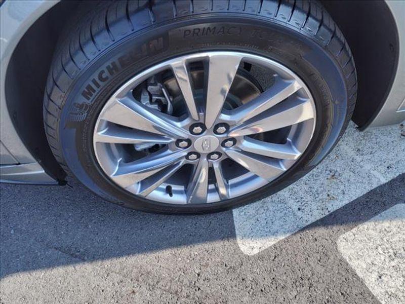 used 2023 Cadillac XT6 car, priced at $35,965