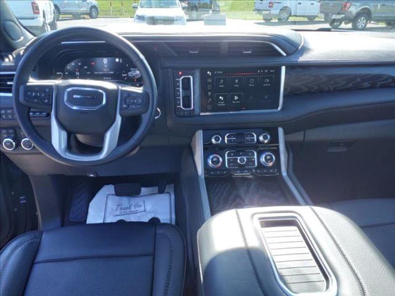 used 2023 GMC Yukon XL car, priced at $67,368