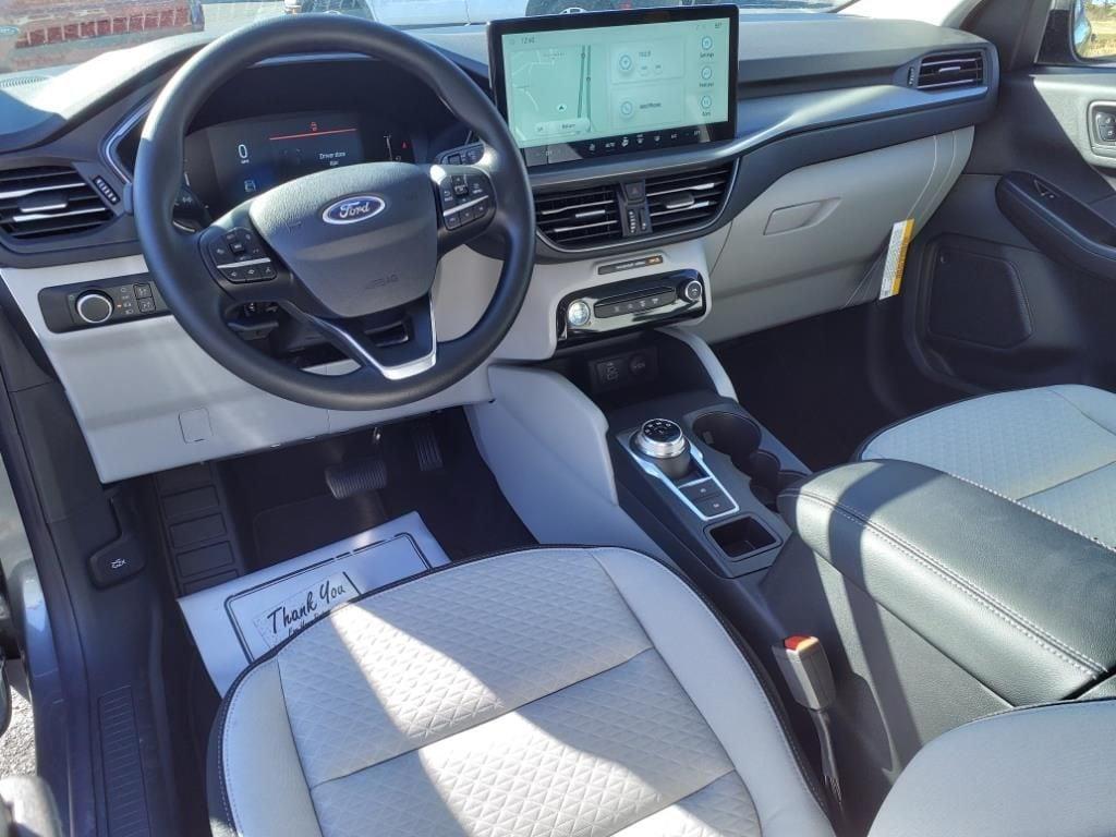 new 2025 Ford Escape car, priced at $28,651