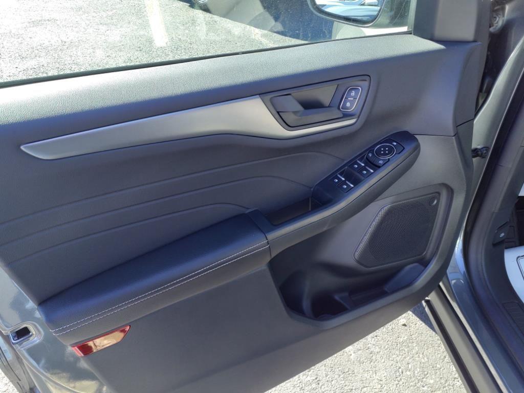 new 2025 Ford Escape car, priced at $28,651