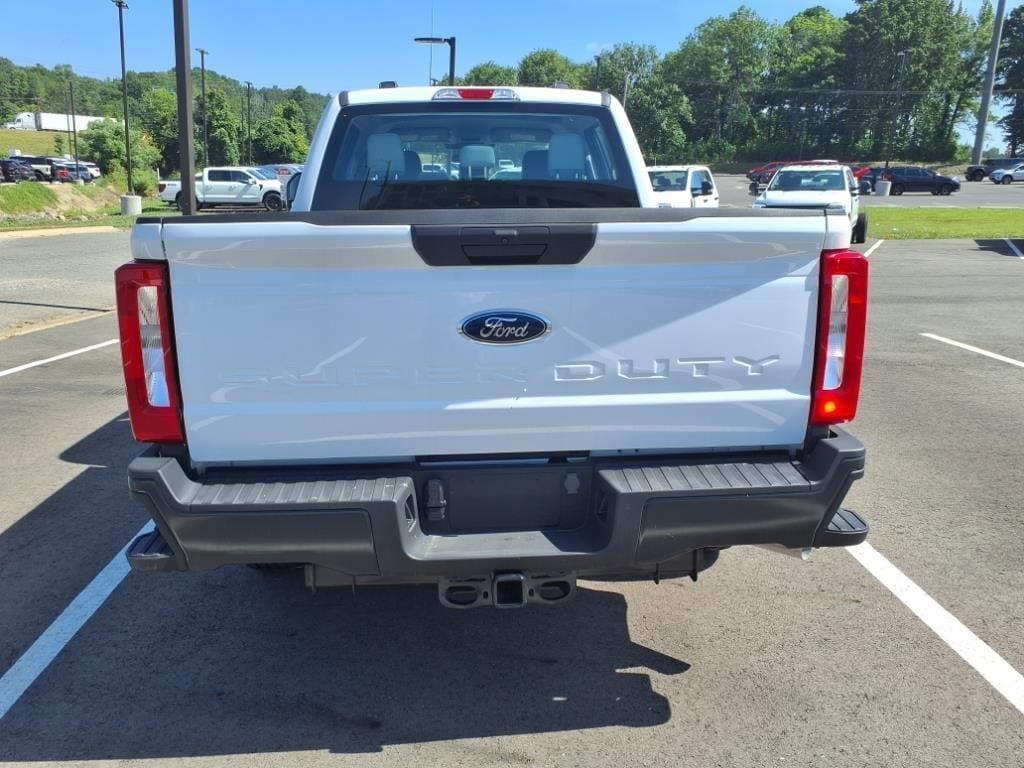 new 2024 Ford F-250 car, priced at $44,842