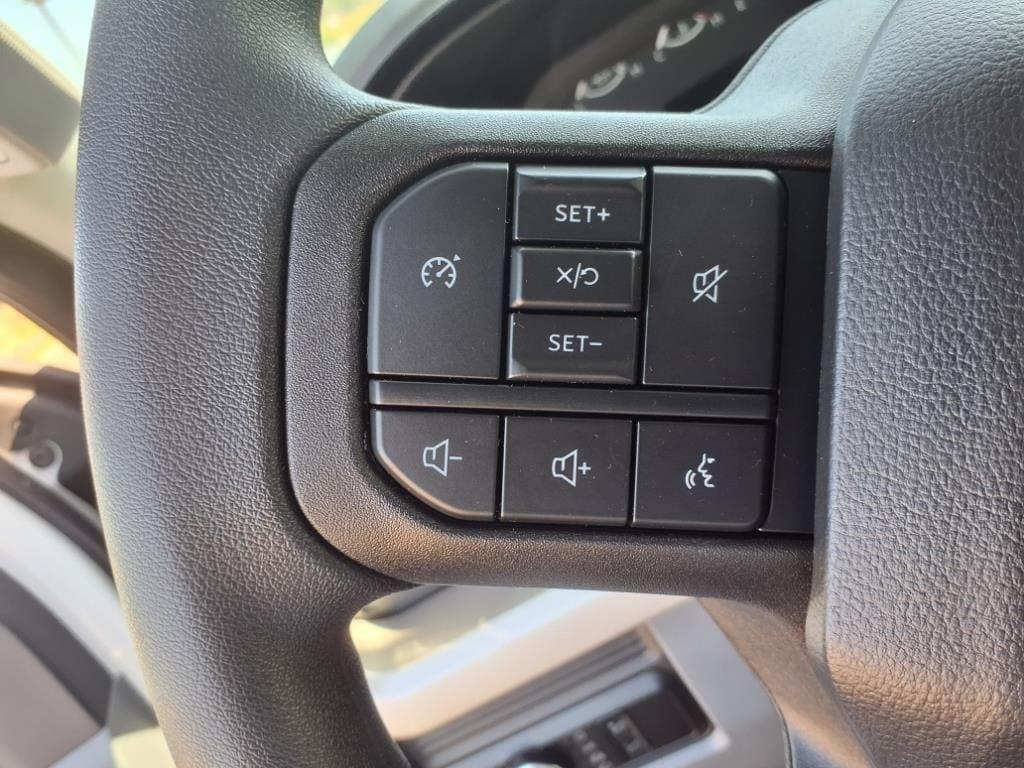 new 2024 Ford F-250 car, priced at $44,842