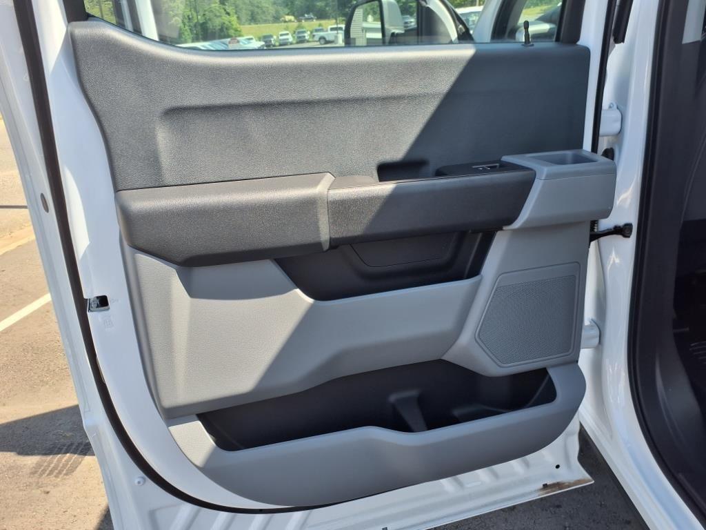 new 2024 Ford F-250 car, priced at $44,842