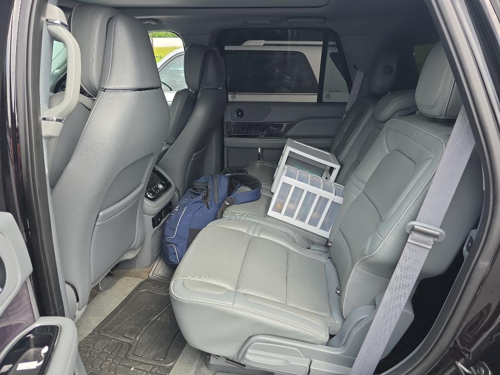 used 2019 Lincoln Navigator car, priced at $32,998