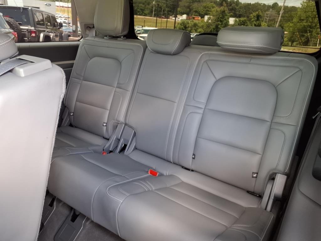used 2019 Lincoln Navigator car, priced at $32,998