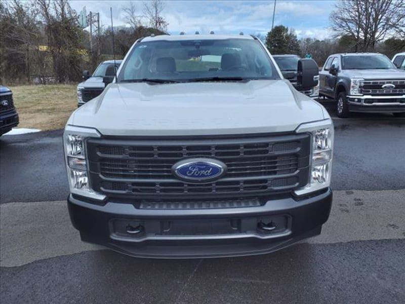 new 2024 Ford F-350 car, priced at $59,710