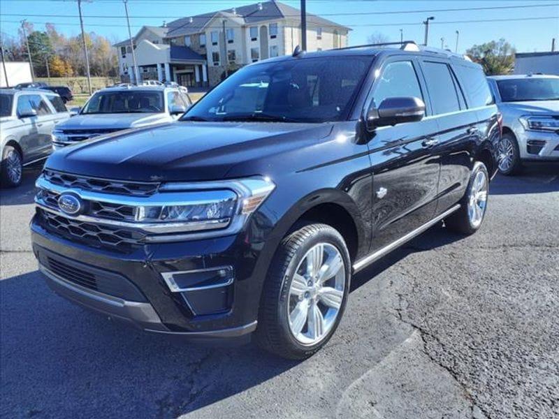 new 2024 Ford Expedition car, priced at $72,250