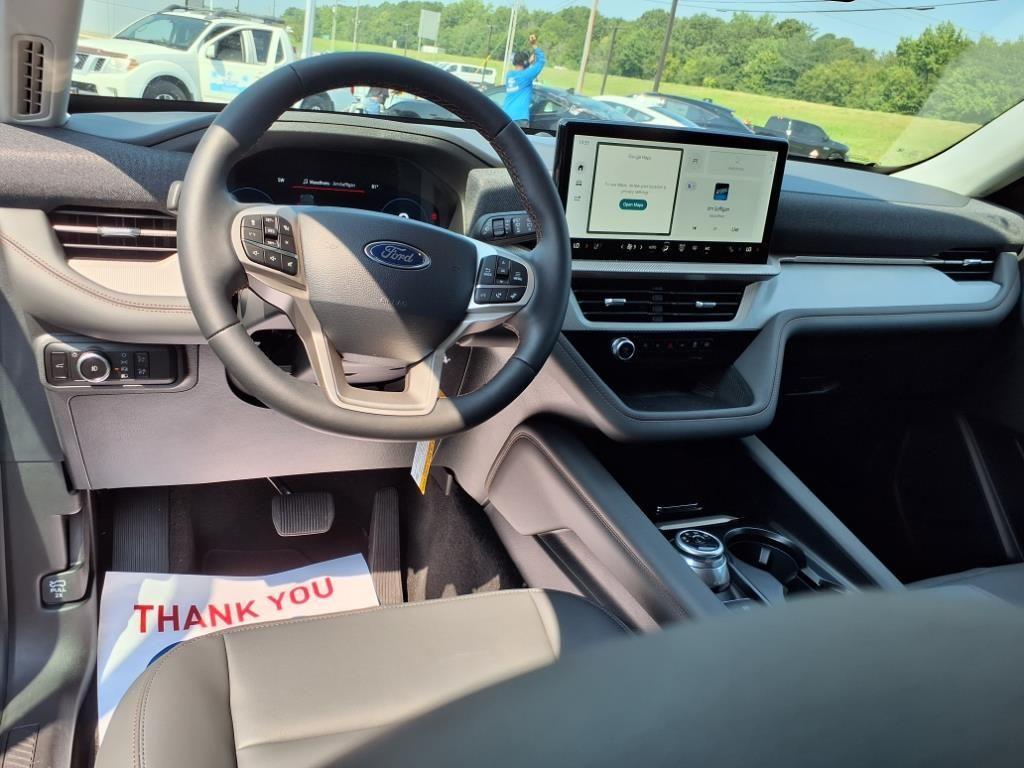 new 2025 Ford Explorer car, priced at $47,085