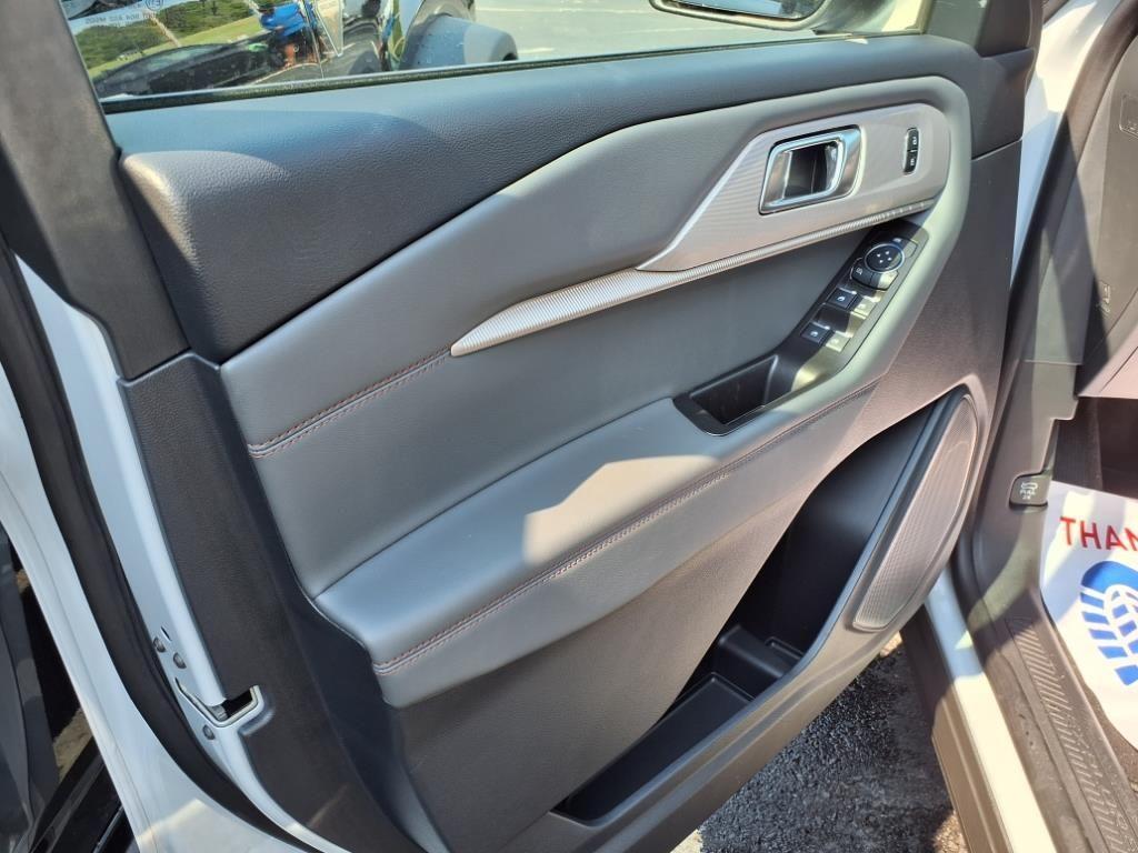 new 2025 Ford Explorer car, priced at $47,085